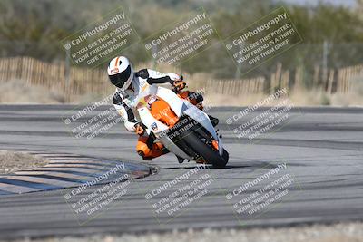 media/Dec-01-2025-Moto Forza (Mon) [[2daa91e15f]]/1-Advanced Group/Session 3 (Turn 3)/